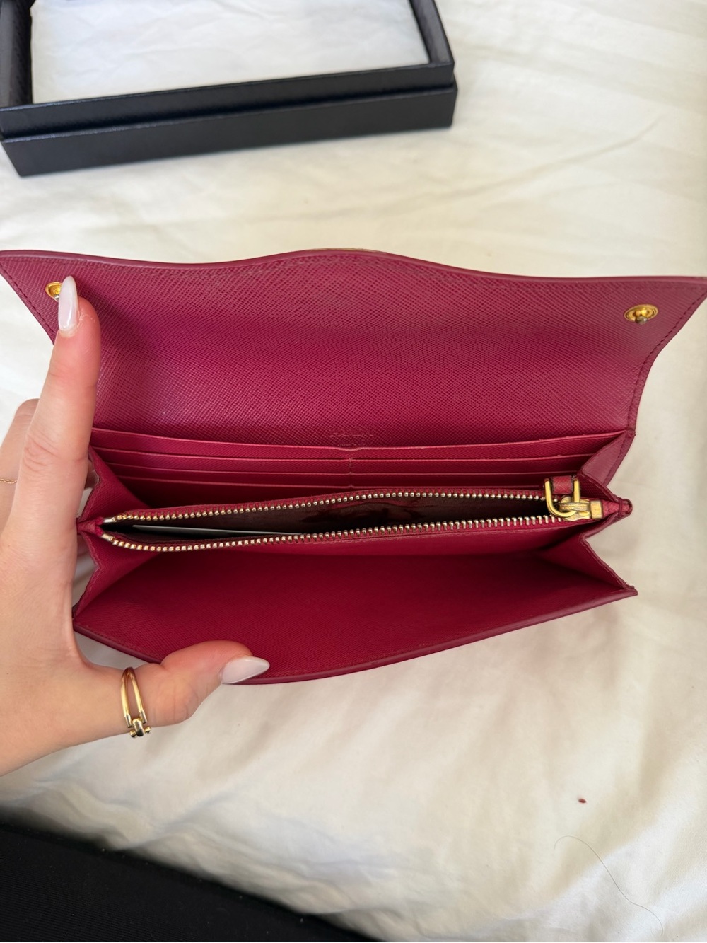 PRADA WALLET FOR SALE - Picture 3 of 6